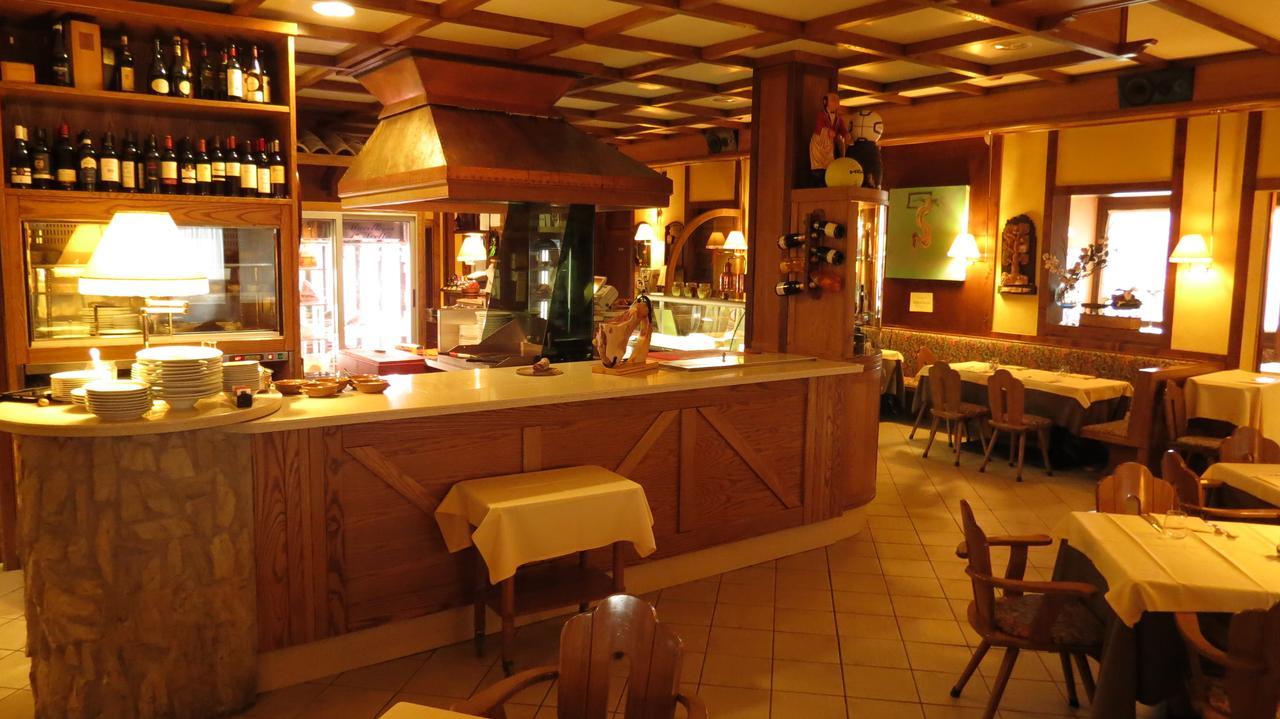 La Baita D'Oro Ristorante Residence Monteduro Buitenkant foto